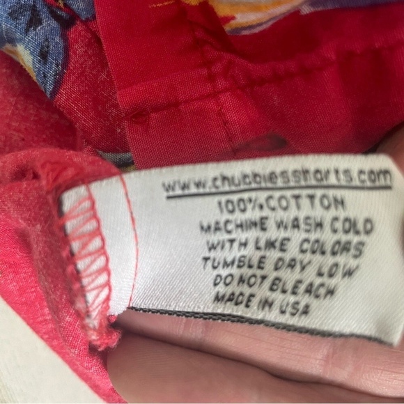 Chubbies The Nutter Size Medium Red Parrot Short Sleeve Aloha Shirt USA Cotton - Picture 9 of 10